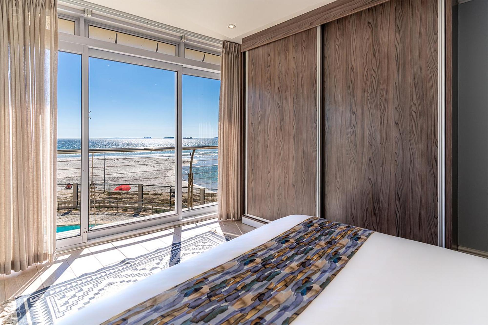 Two-Bedroom Deluxe Apartment with Ocean View